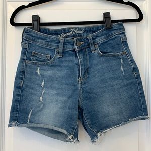 Mid rise boyfriend shorts- 4.5” inseam and